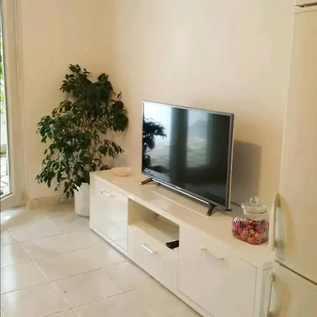 Apartman Luka Appartement *